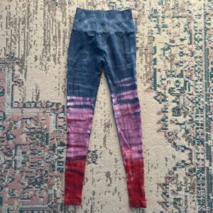 Spiritual Gangster Blue and Red Tie-Dye Leggings